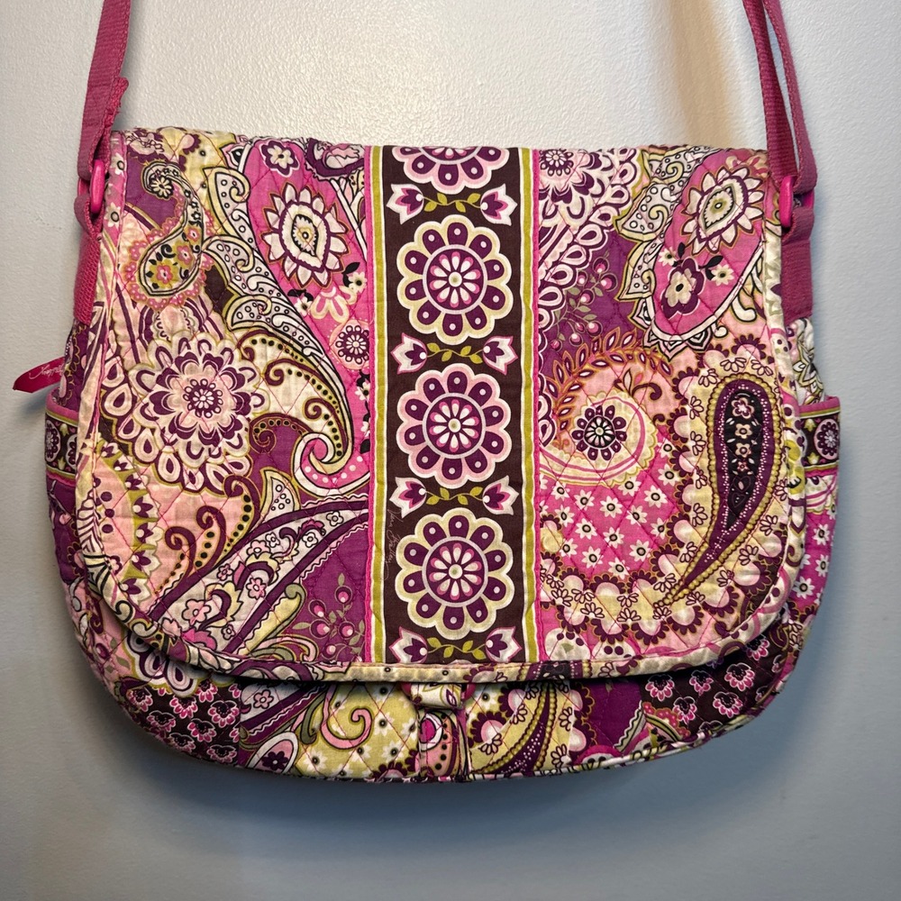 Vera Bradley Very Berry Paisley Print Quilted Messenger Crossbody Laptop Bag